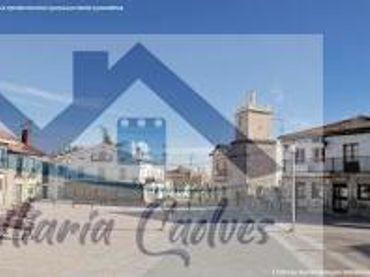 Terrains et parcelles à vendre à Navalagamella