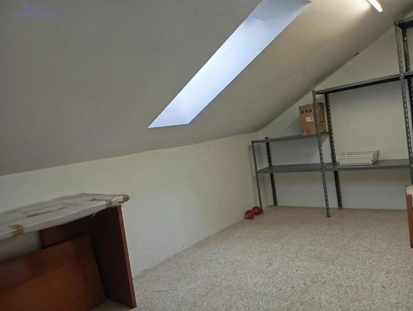 Piso de alquiler en  Logroño con Calefacción, Jardín privado y Terraza