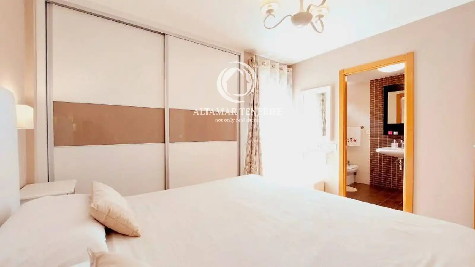 Detached homes for sale in Adeje 300, Callao Salvaje - Playa Paraíso