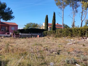 Terreny residencial en venda a Carrer Tarragona 42