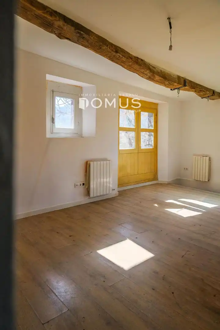Bedroom of Country homes for sale in Besalú  with Private garden
