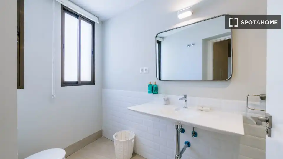 Appartamento con terrazza in affitto a Centro, imagen 8