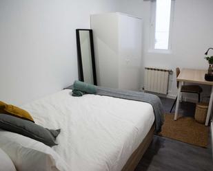 Bedroom of Flat to share in  Madrid Capital  with Air Conditioner, Heating and Terrace