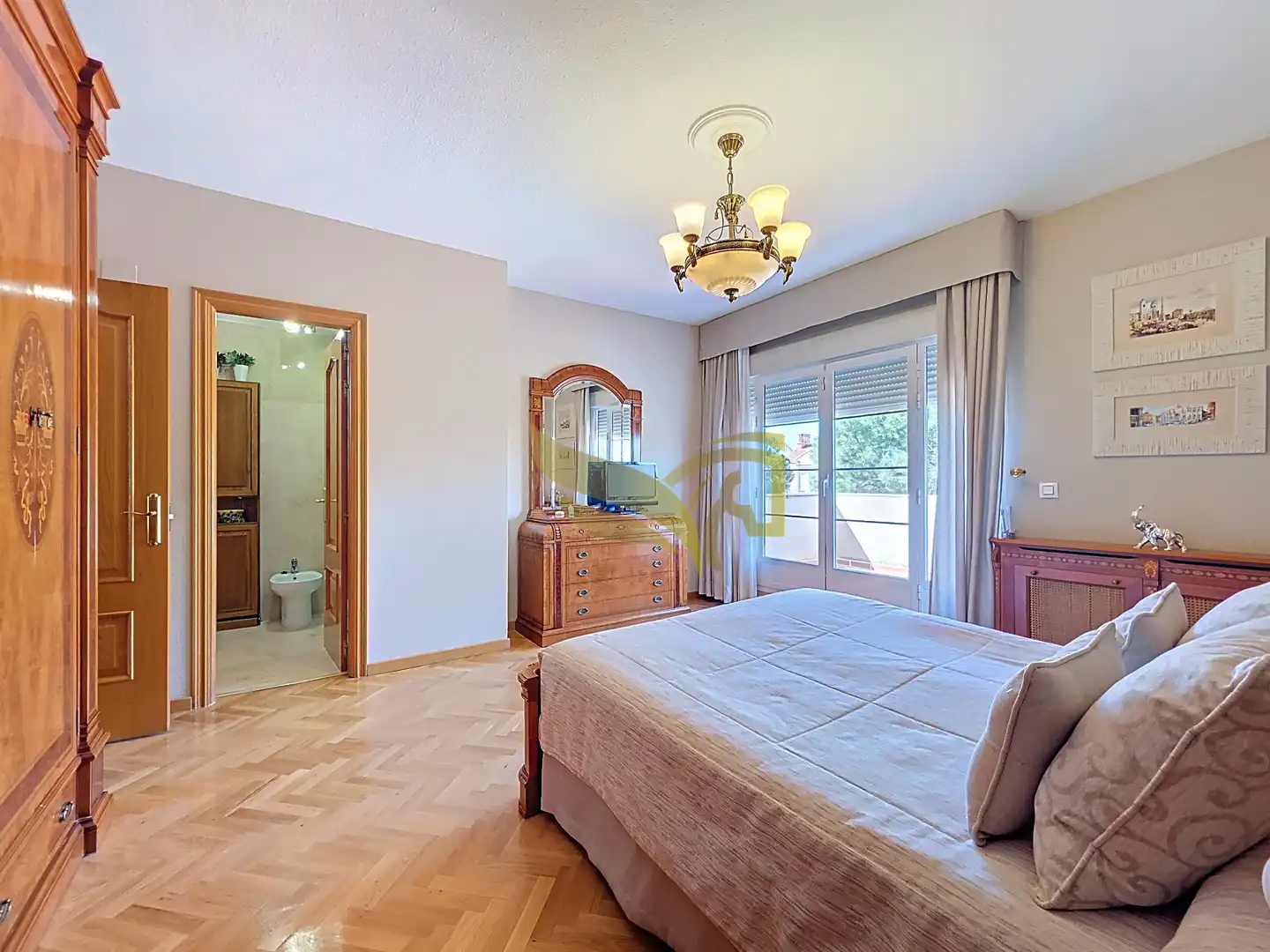 Habitación de Casa adosada en venta en Aranjuez con Aire acondicionado, Calefacción y Jardín privado