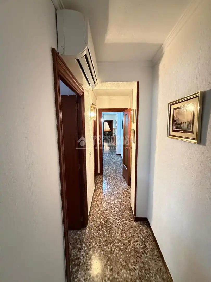 Flat for sale in Alicante / Alacant  with Air Conditioner