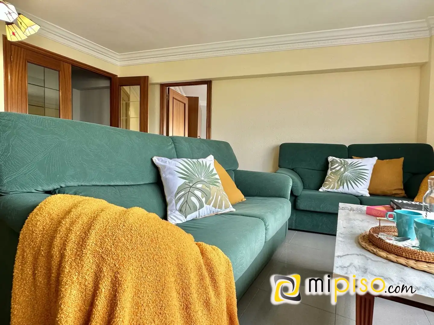 Living room of Flat for sale in Laredo  with Furnished
