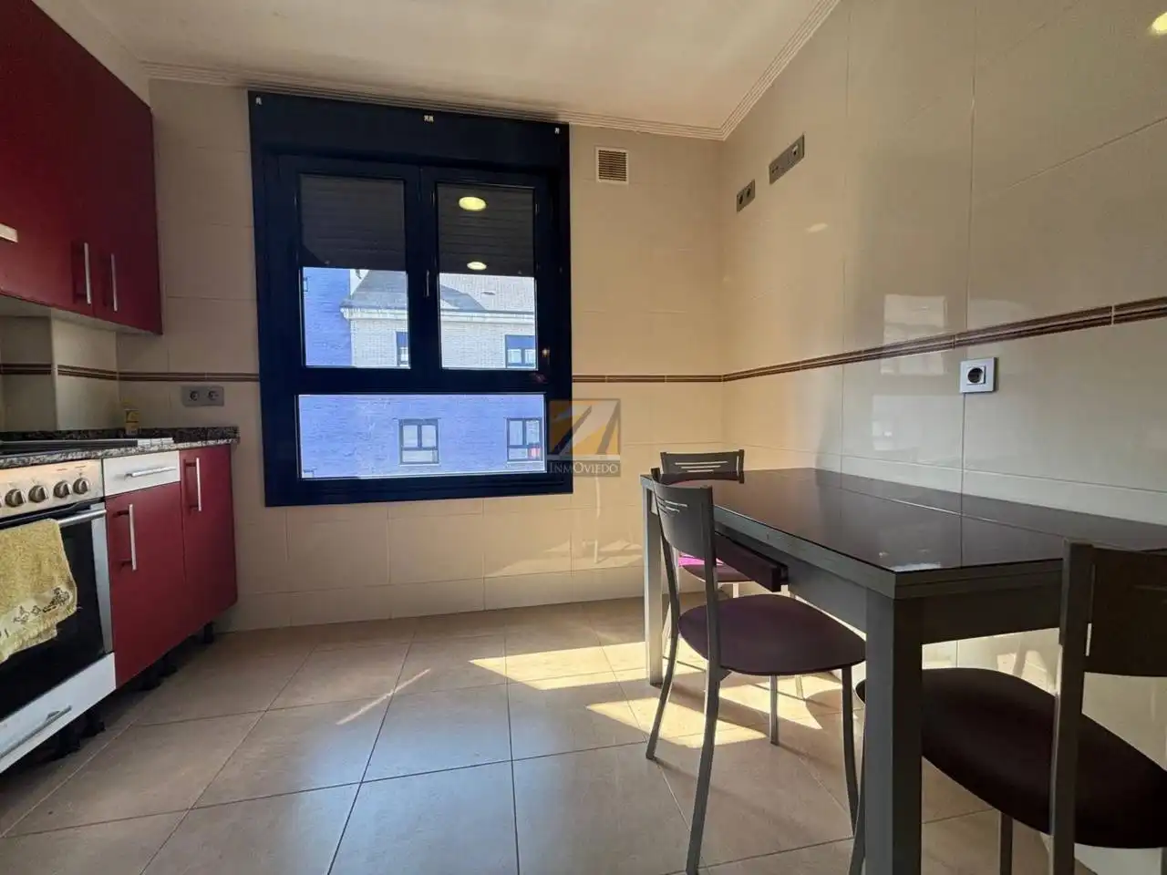 Wohnung zum Verkauf in Gijón  mit Heizung, Abstellraum und Möbliert