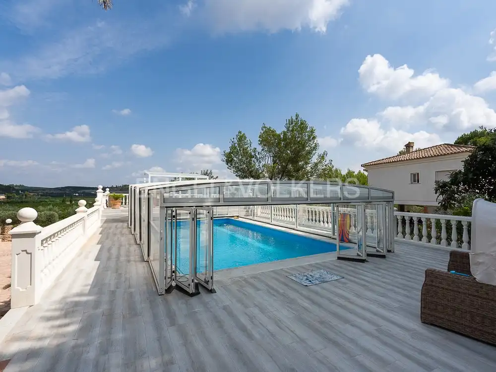 Piscina de Casa o xalet en venda en Alberic amb Aire condicionat, Calefacció i Jardí privat