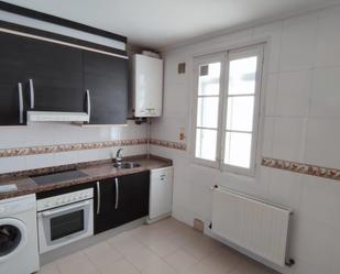 Kitchen of Flat to rent in León Capital   with Heating and Storage room