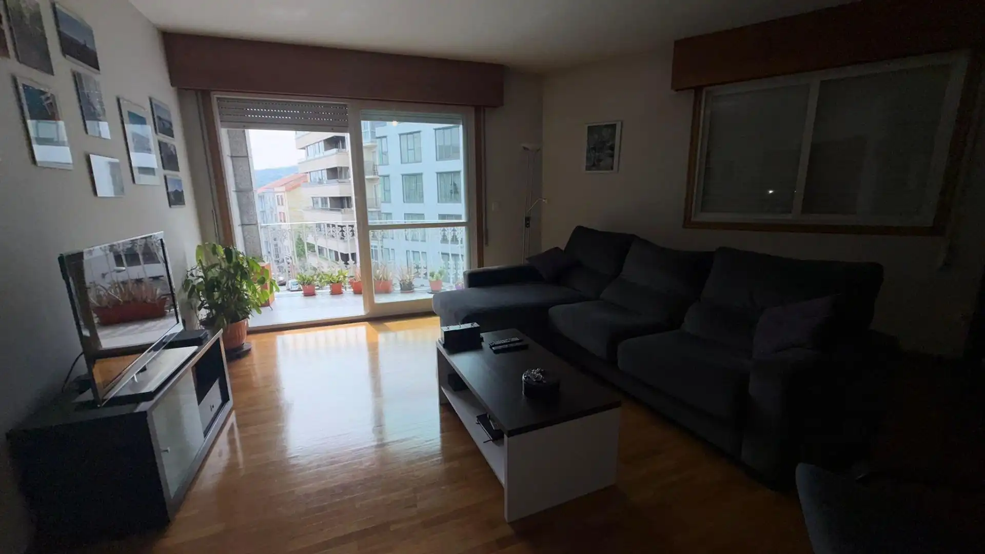 Sala d'estar de Pis en venda en Ourense Capital  amb Calefacció, Traster i Moblat