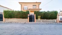 Exterior view of House or chalet for sale in Cúllar Vega  with Air Conditioner, Terrace and Swimming Pool