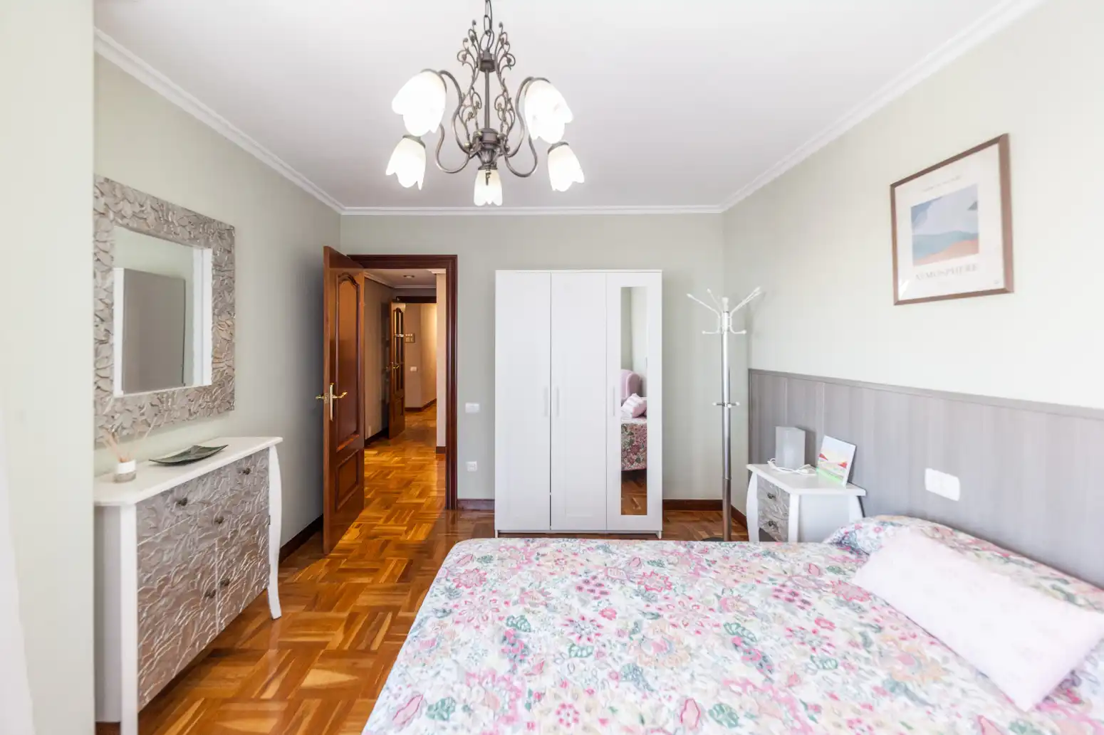 Bedroom of Flat for sale in Gijón   with Heating, Parquet flooring and Terrace