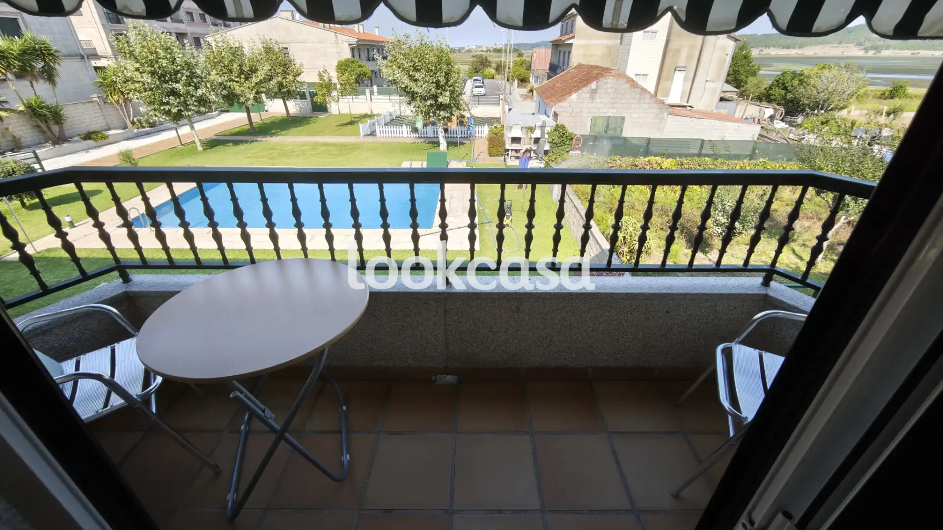 Bedroom of Flat for sale in Sanxenxo  with Heating, Private garden and Parquet flooring