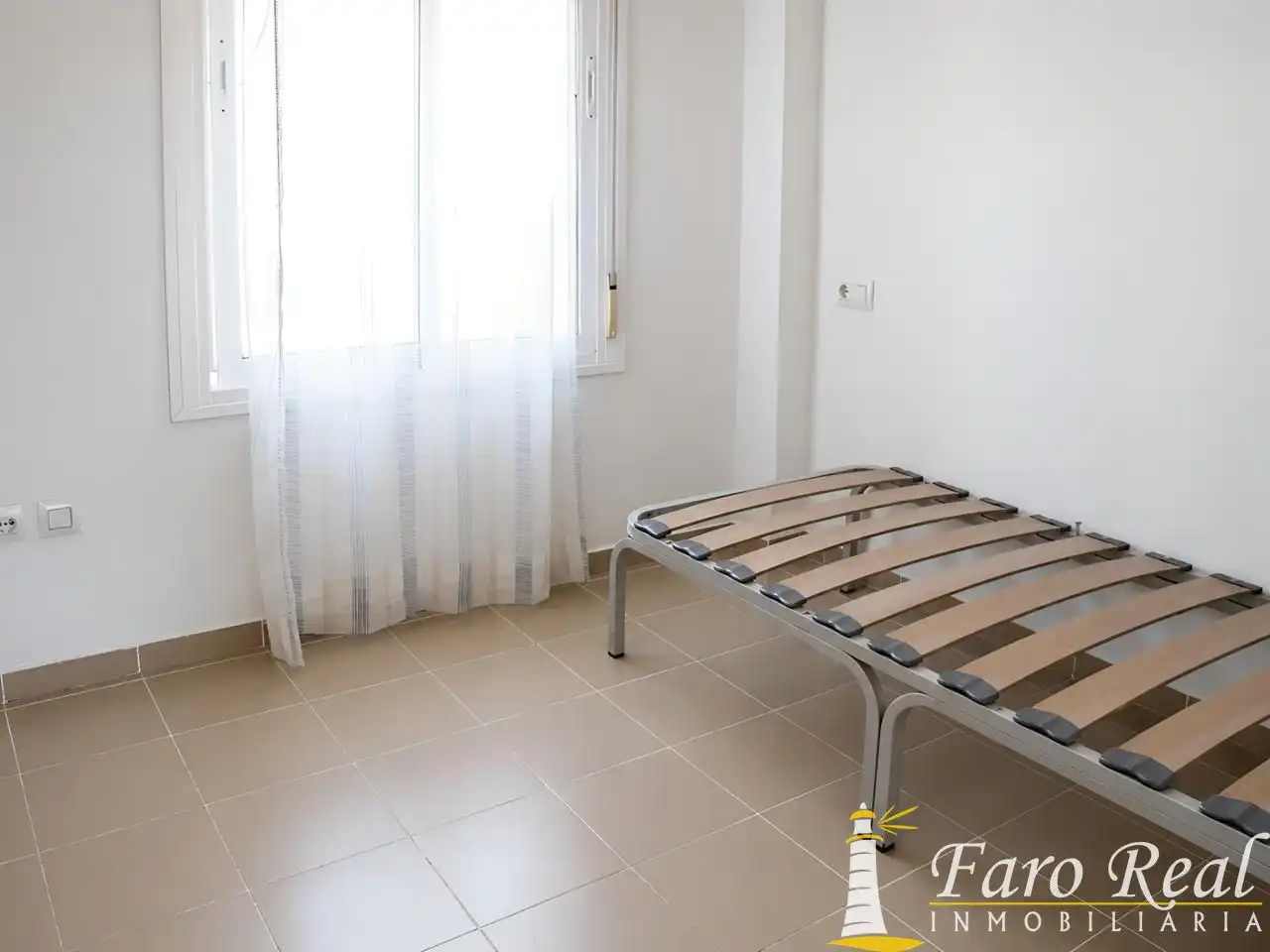 Habitación de Planta baja en venta en Sanlúcar de Barrameda con Aire acondicionado, Terraza y Piscina comunitaria