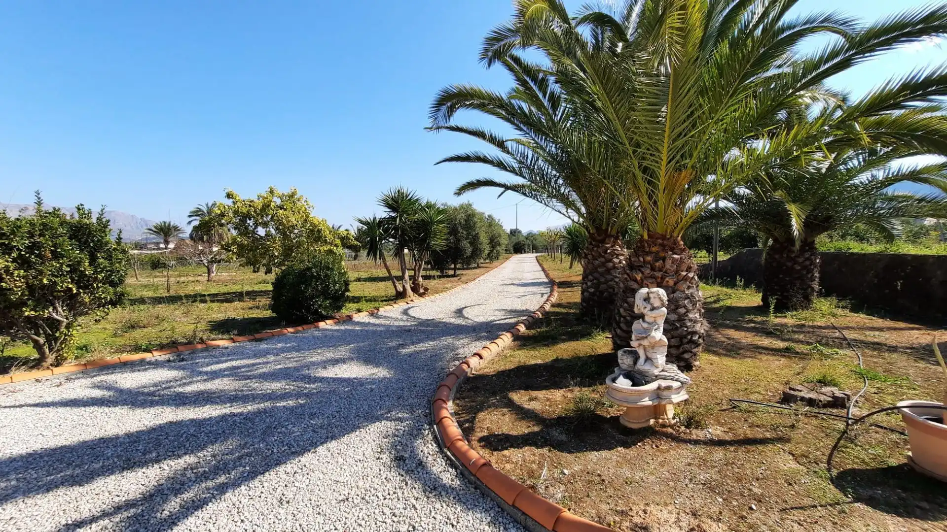 Finca rústica en venda en Benidoleig amb Jardí privat, Terrassa i Piscina