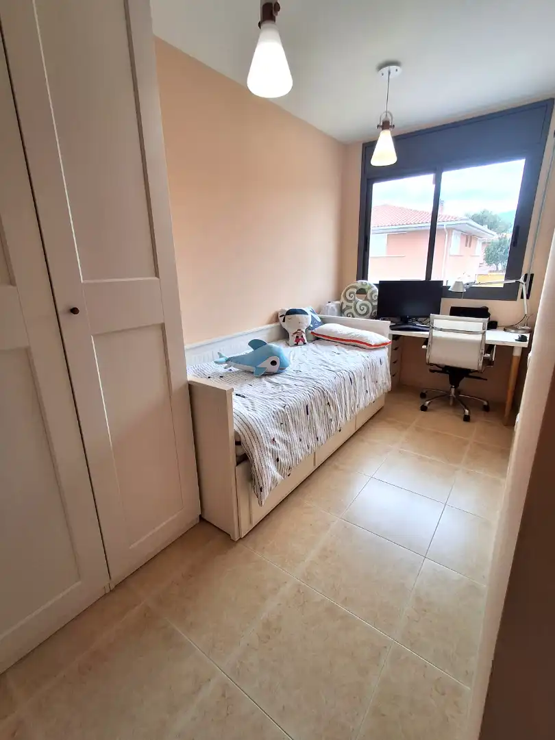 Dormitori de Casa adosada en venda en Mont-roig del Camp amb Aire condicionat, Jardí privat i Terrassa