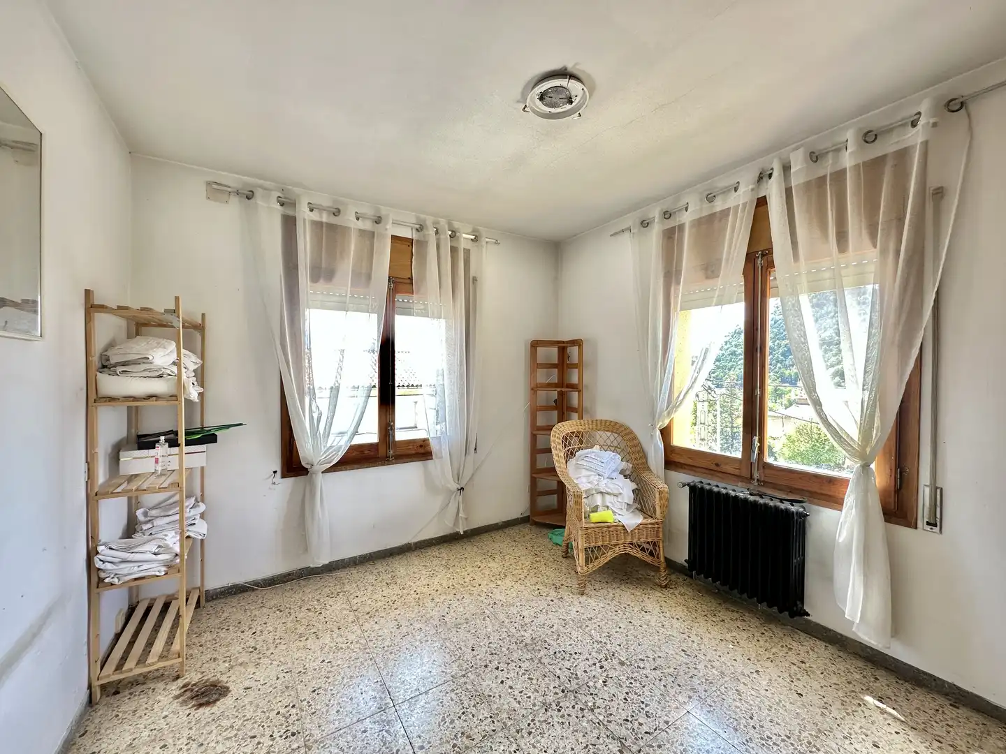 Living room of Buildings for sale in Santa Maria de Besora
