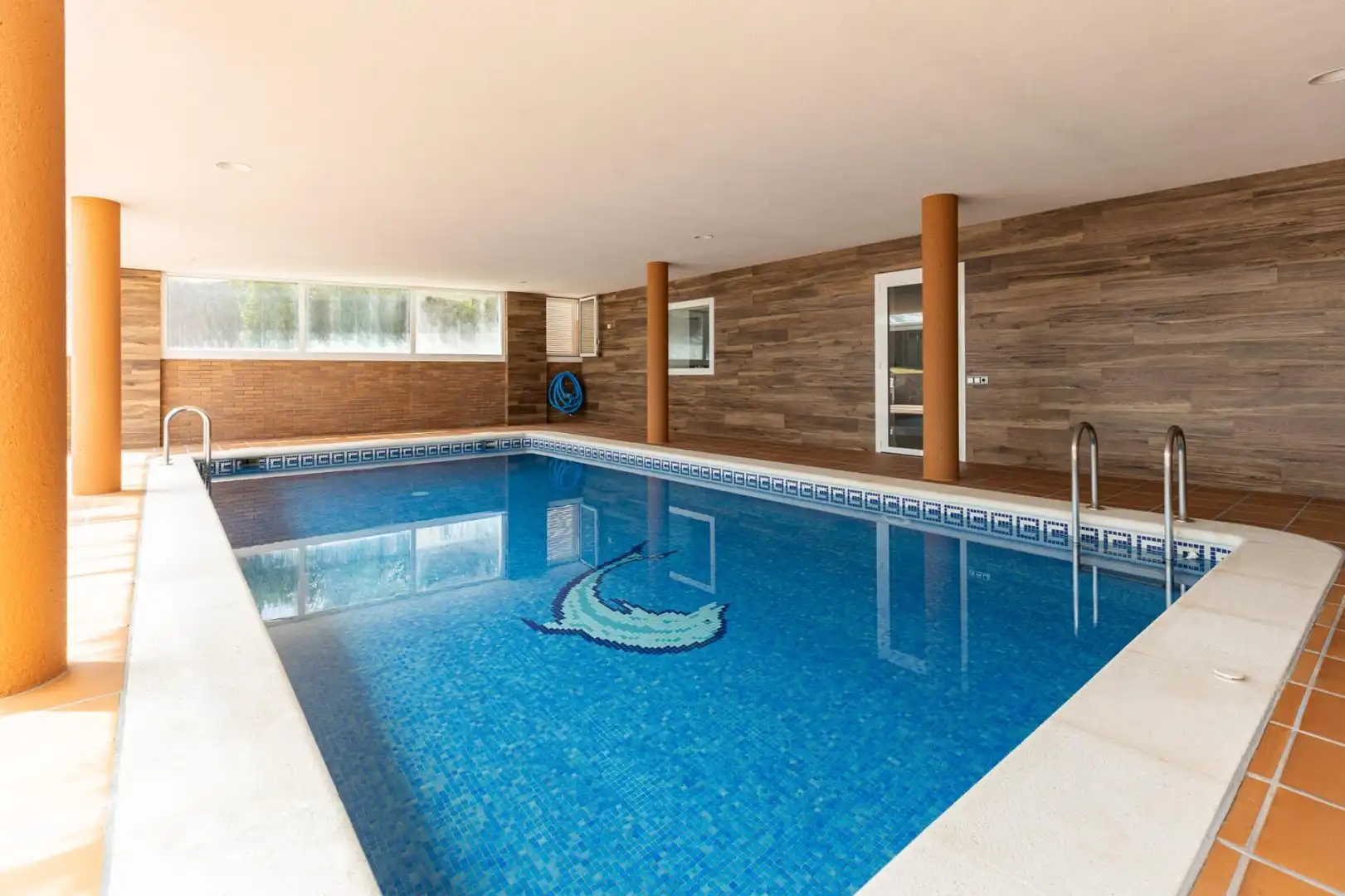 Piscina de Casa o xalet en venda en Sant Fruitós de Bages amb Aire condicionat, Calefacció i Jardí privat