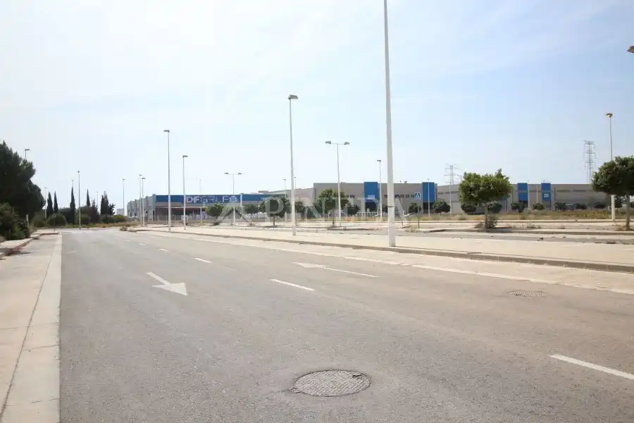 Vista exterior de Terreny industrial en venda en Sagunto / Sagunt