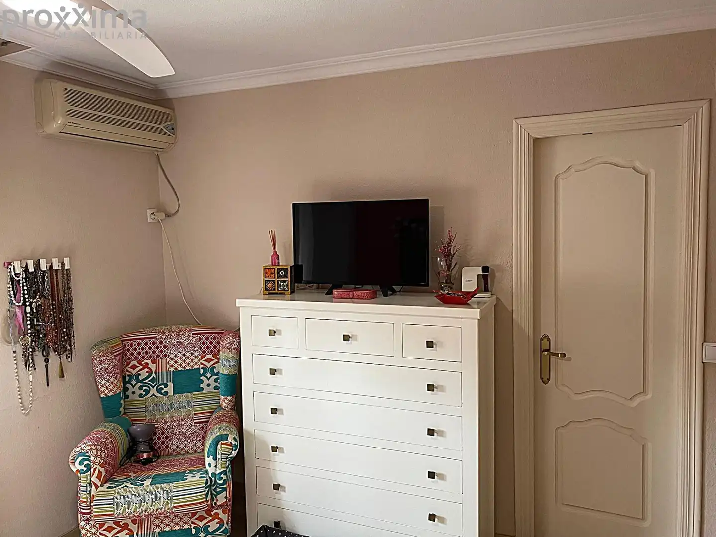 Bedroom of Flat for sale in Montequinto  with Air Conditioner, Private garden and Terrace