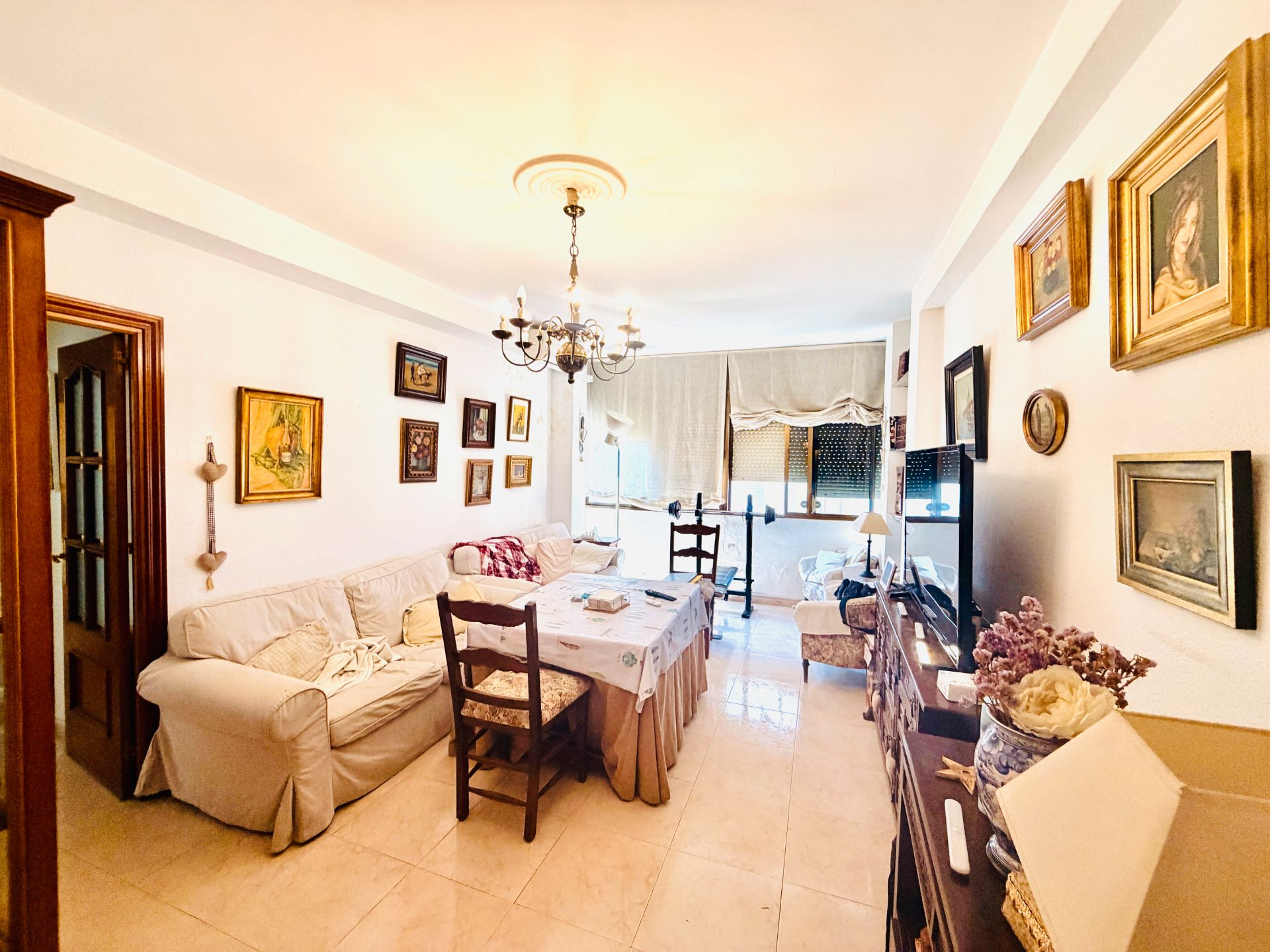 Living room of Flat for sale in  Sevilla Capital  with Air Conditioner and Terrace