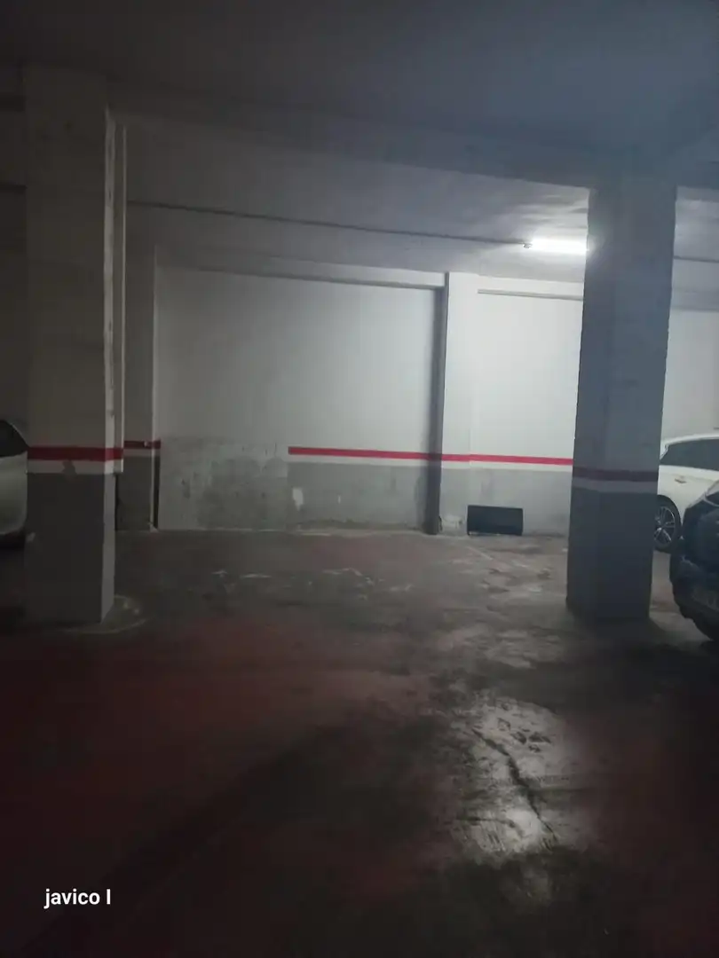 Aparcament de Planta baixa en venda en Alicante / Alacant amb Aire condicionat, Terrassa i Traster
