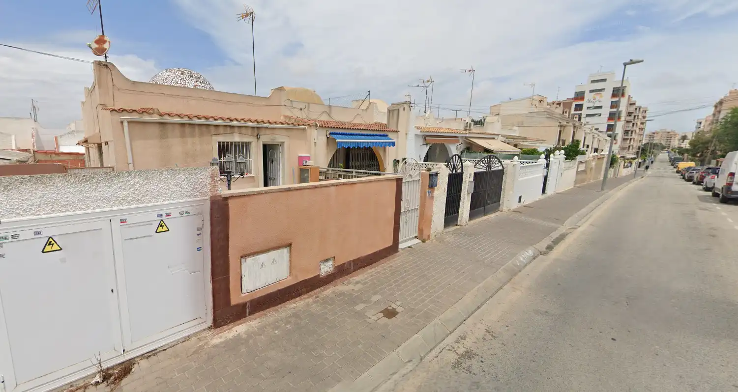 Adosado en venta en Calle Santa Petra