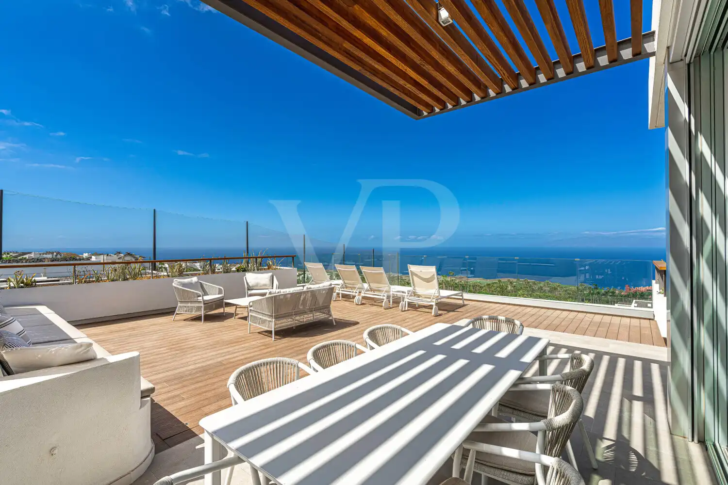 Terrasse von Dachboden zum Verkauf in Guía de Isora mit Klimaanlage, Terrasse und Balkon