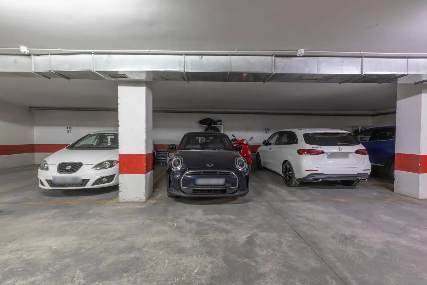 Parking de Piso en venta en Armilla con Aire acondicionado, Calefacción y Piscina comunitaria