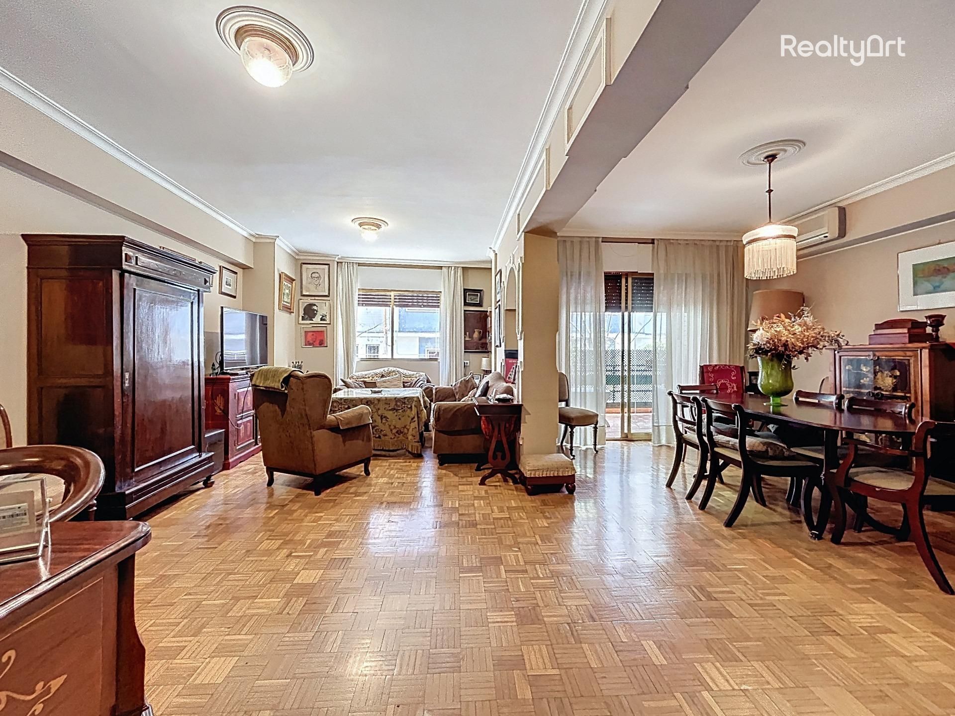 Sala de estar de Piso en venta en  Sevilla Capital con Aire acondicionado, Parquet y Terraza