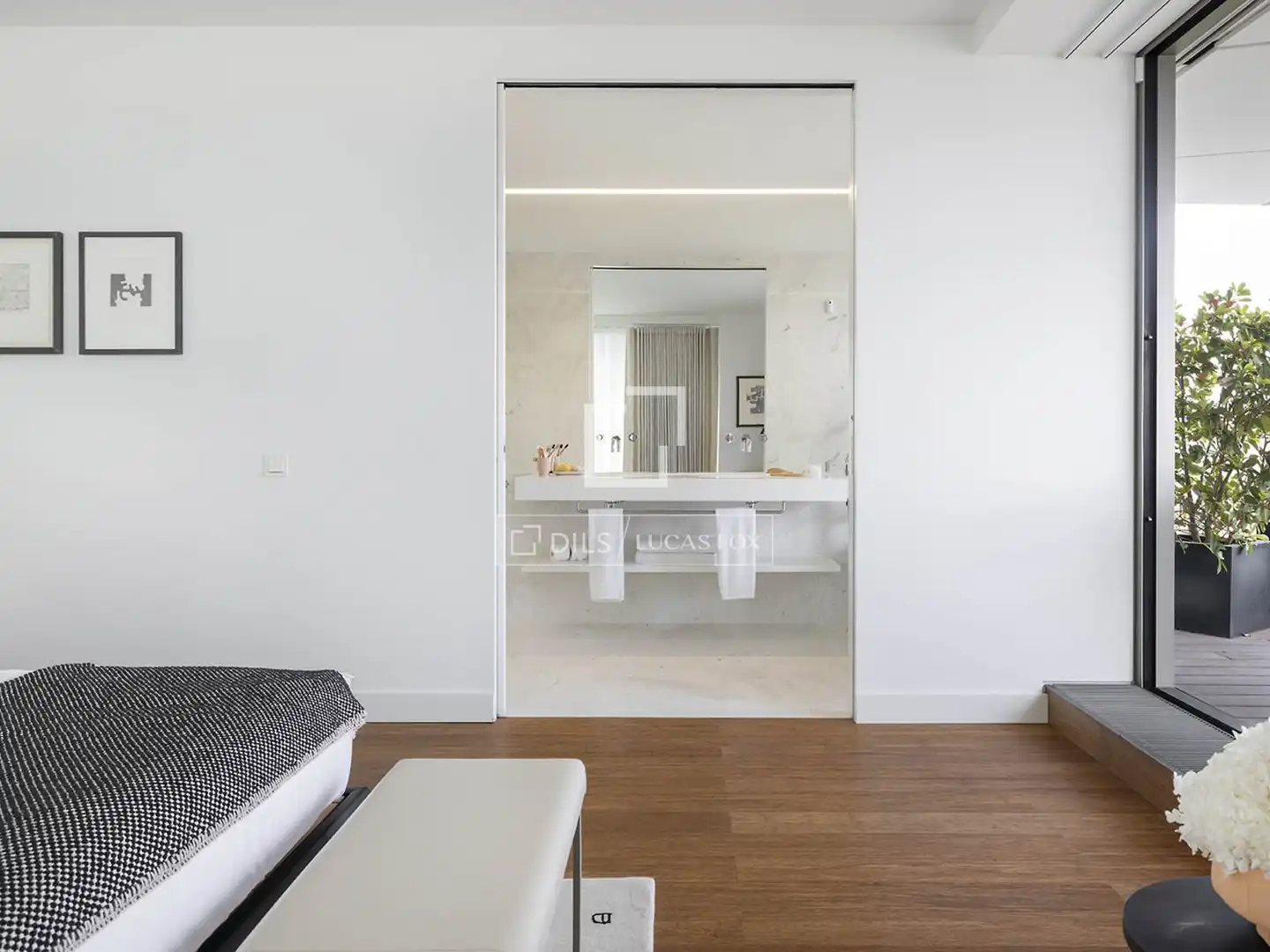 Schlafzimmer von Wohnung zum Verkauf in Barcelona mit Klimaanlage, Heizung und Parkett