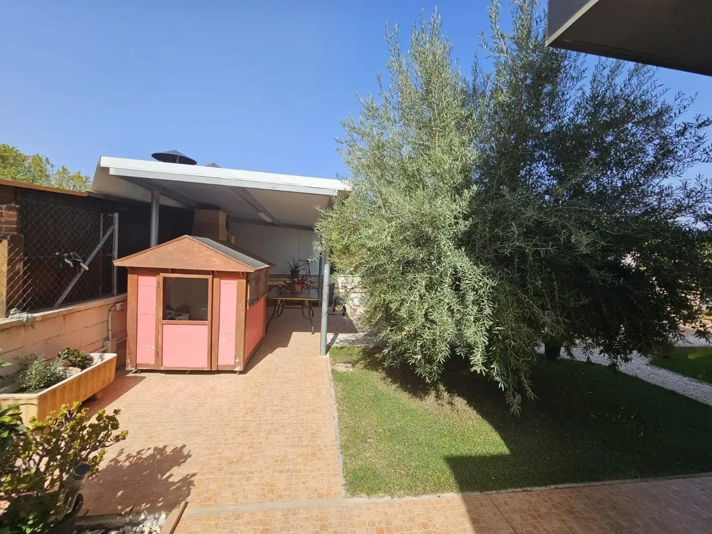 Vista exterior de Casa o chalet en venta en Petrer, Alicante