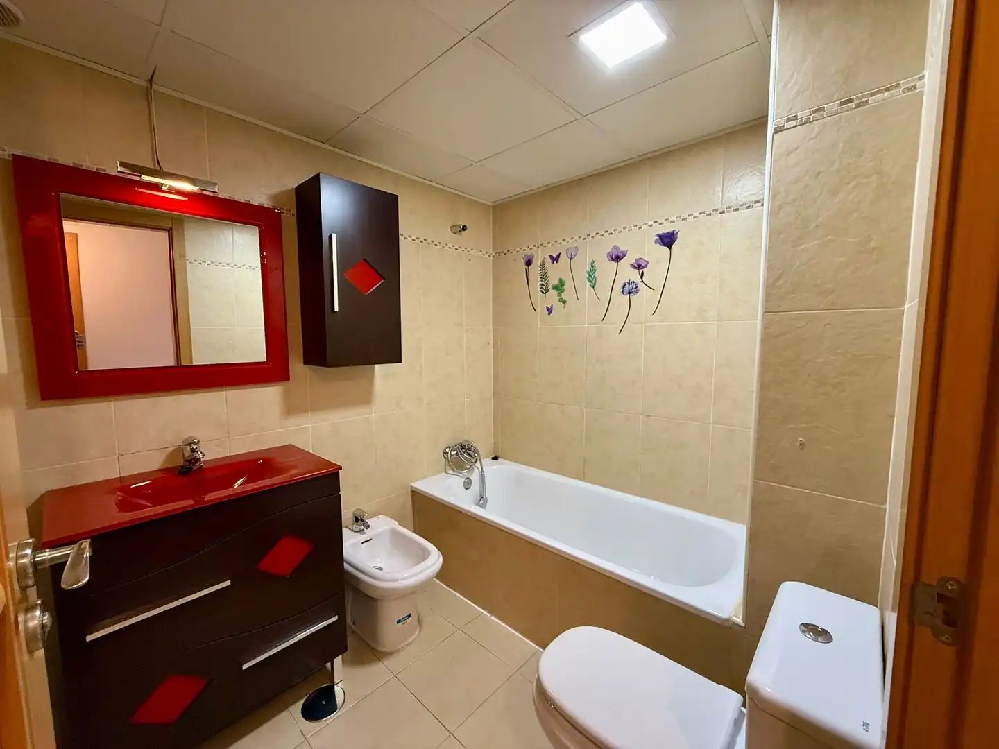 Baño de Piso en venta en Cedillo del Condado con Aire acondicionado, Trastero y Piscina
