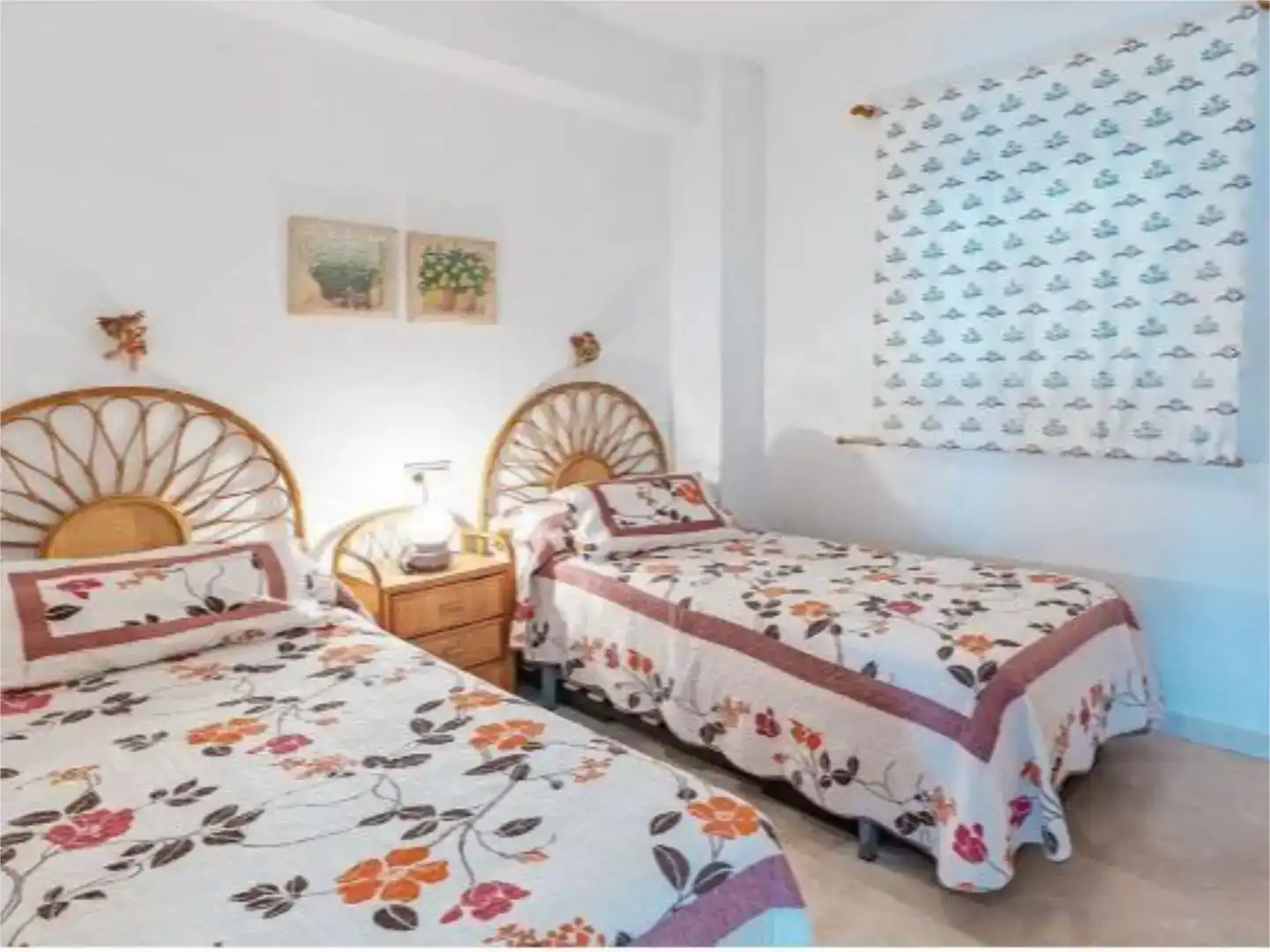 Dormitori de Pis en venda en Nerja amb Piscina