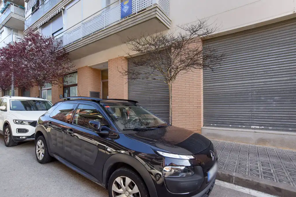 Local comercial en venda a FRANCESC CAMBÓ