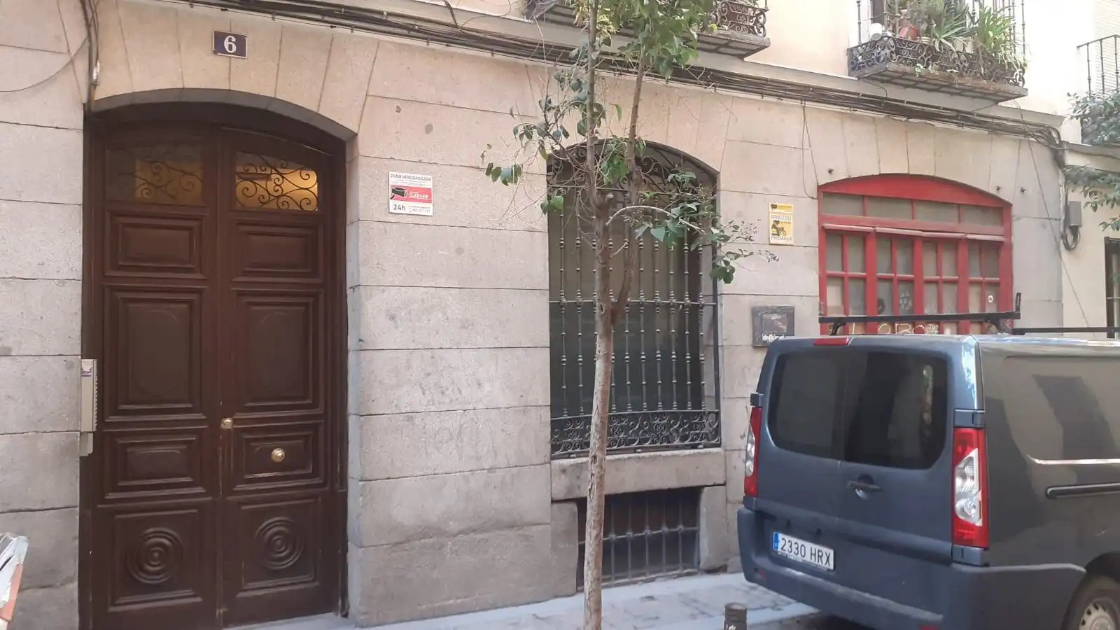 Apartamento de alquiler en Calle de San Pedro, Cortes - Huertas, Centro