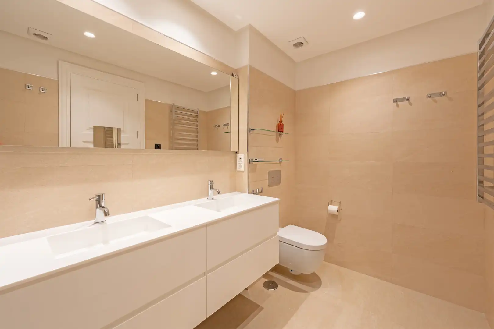 Baño de Planta baja en venta en Estepona con Aire acondicionado, Terraza y Trastero