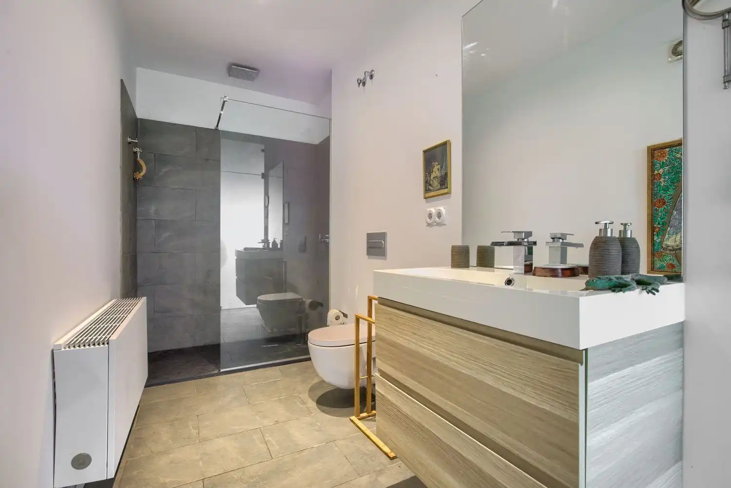 Bathroom of Country homes for sale in Jaraicejo  with Storage room and Community pool