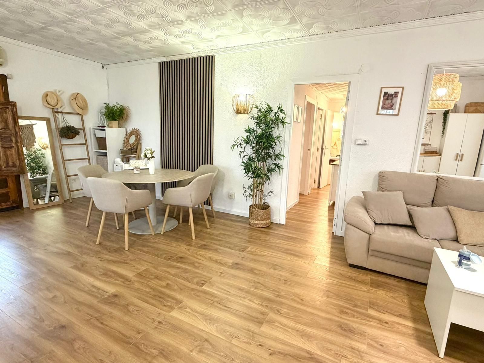 Menjador de Casa o xalet en venda en Catadau amb Aire condicionat, Jardí privat i Terrassa