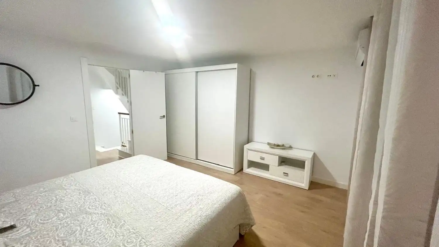 Dormitori de Dúplex de lloguer en Águilas amb Aire condicionat i Terrassa