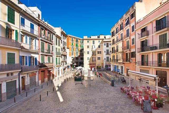 Local comercial en Venta en Cort