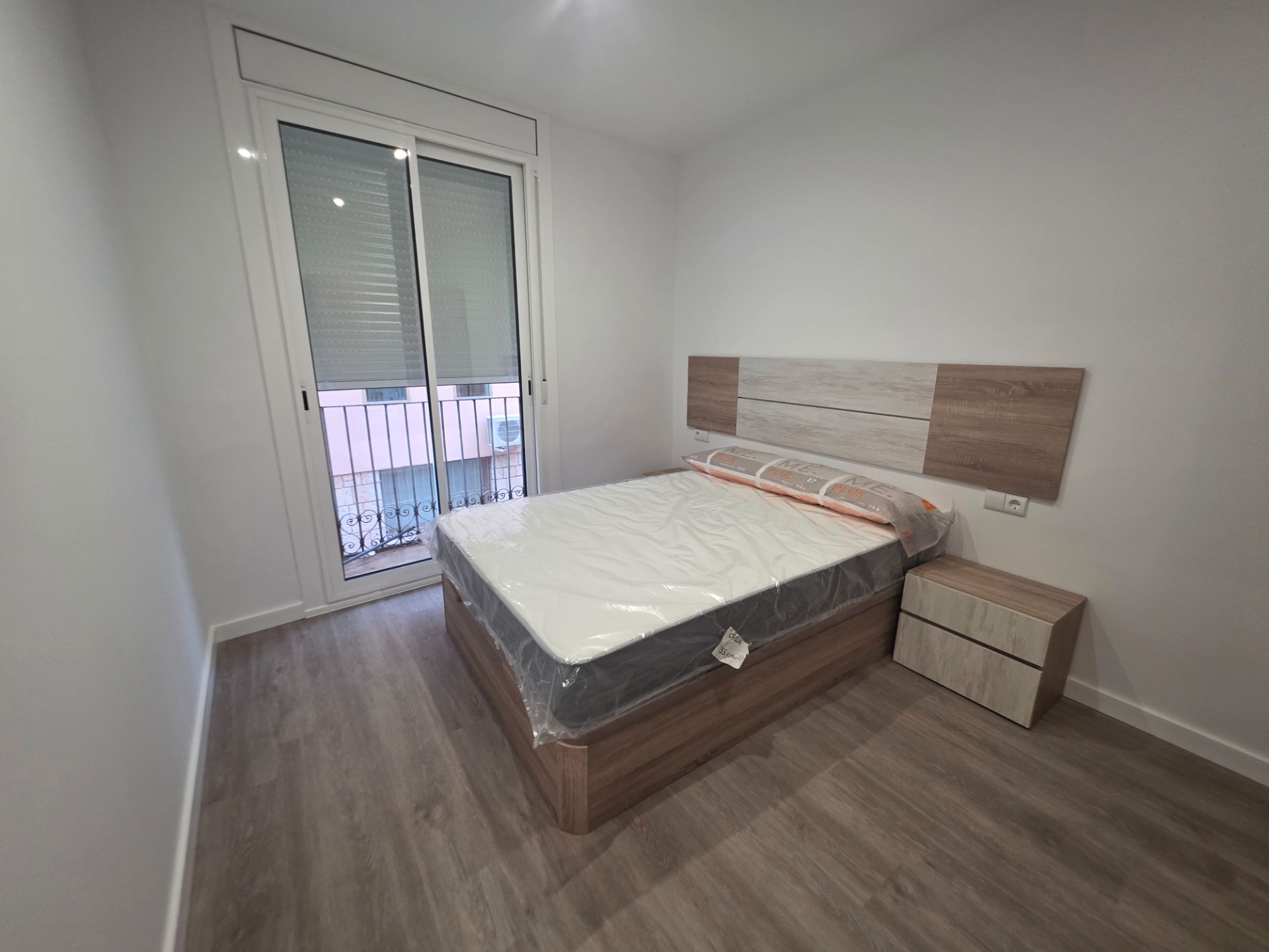 Habitación de Piso de alquiler en Tortosa con Aire acondicionado, Calefacción y Amueblado