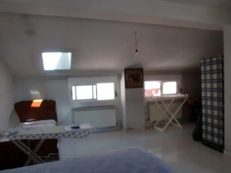 Dormitori de Casa o xalet en venda en Cerezo de Río Tirón amb Traster i Moblat
