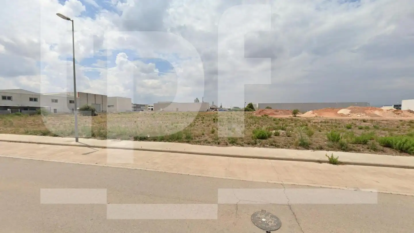 Terreno industrial en venta en Bétera
