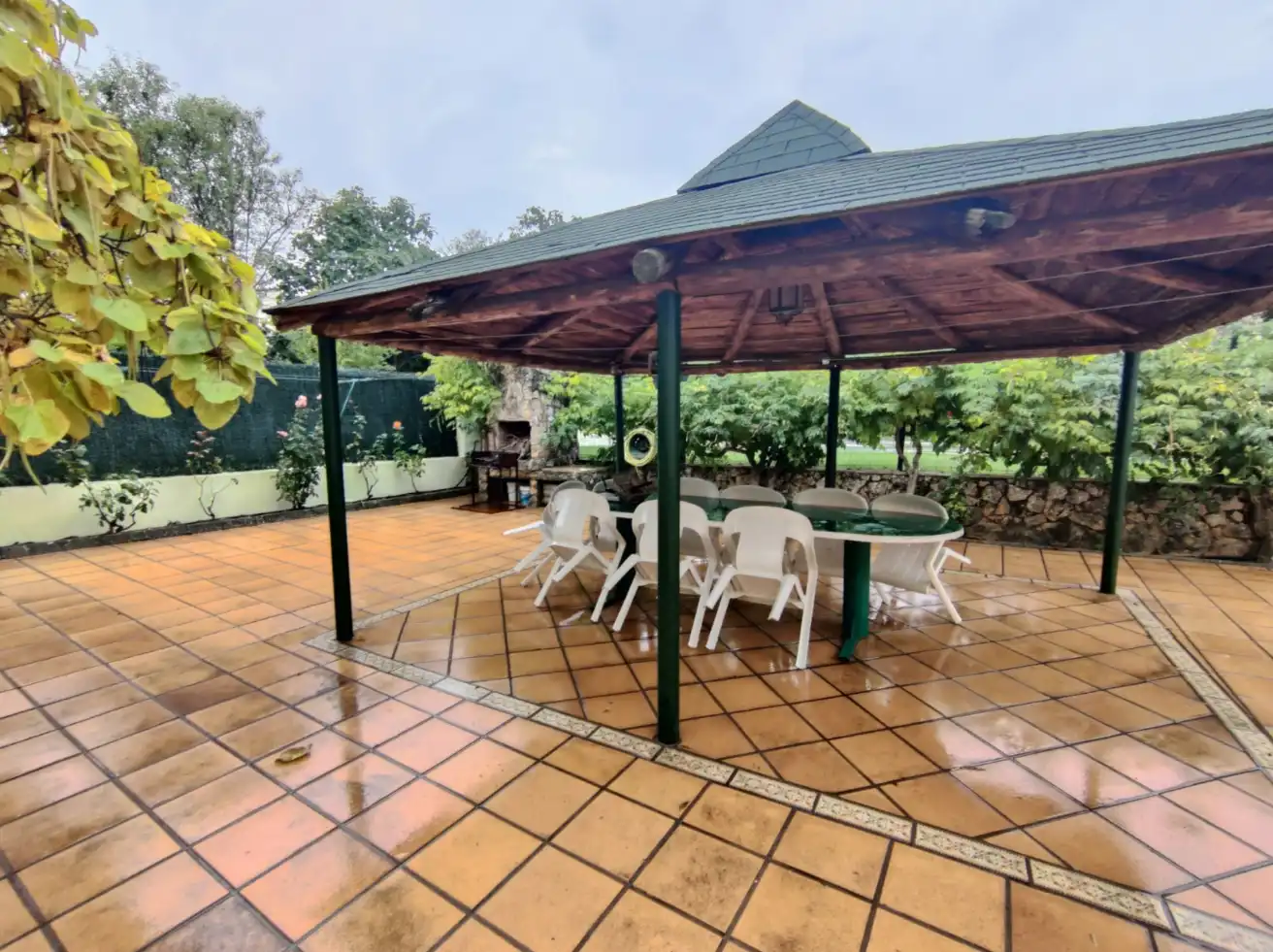 Terrassa de Casa o xalet en venda en El Molar (Madrid) amb Calefacció, Jardí privat i Piscina