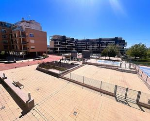 Exterior view of Flat for sale in Alcalá de Henares  with Air Conditioner, Heating and Terrace