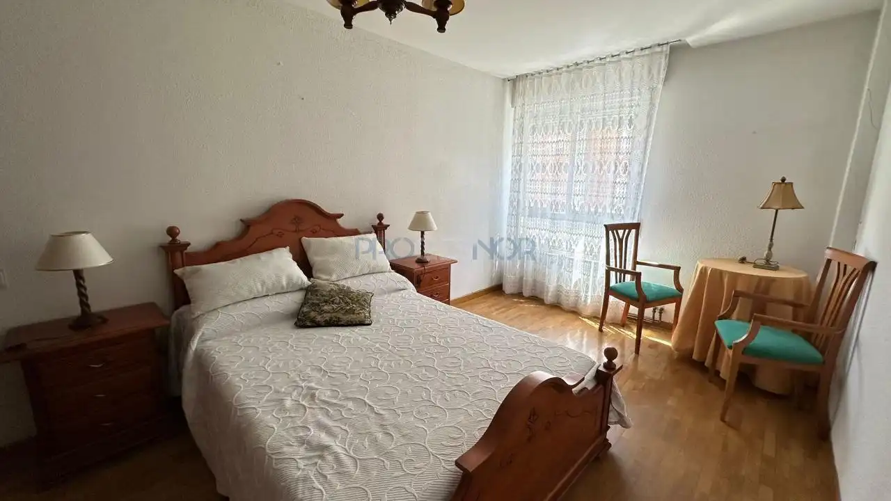 Piso de alquiler en Azorin, Trobajo del Camino