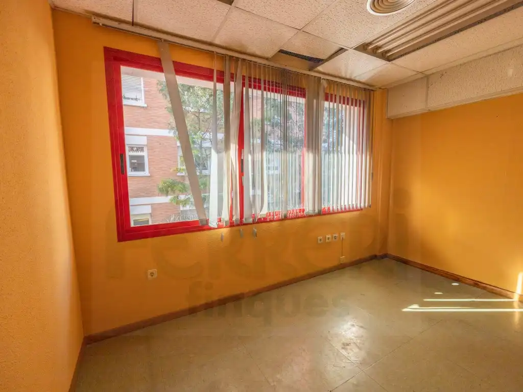 Local comercial en venda a Calle Mossen Camil Rosell