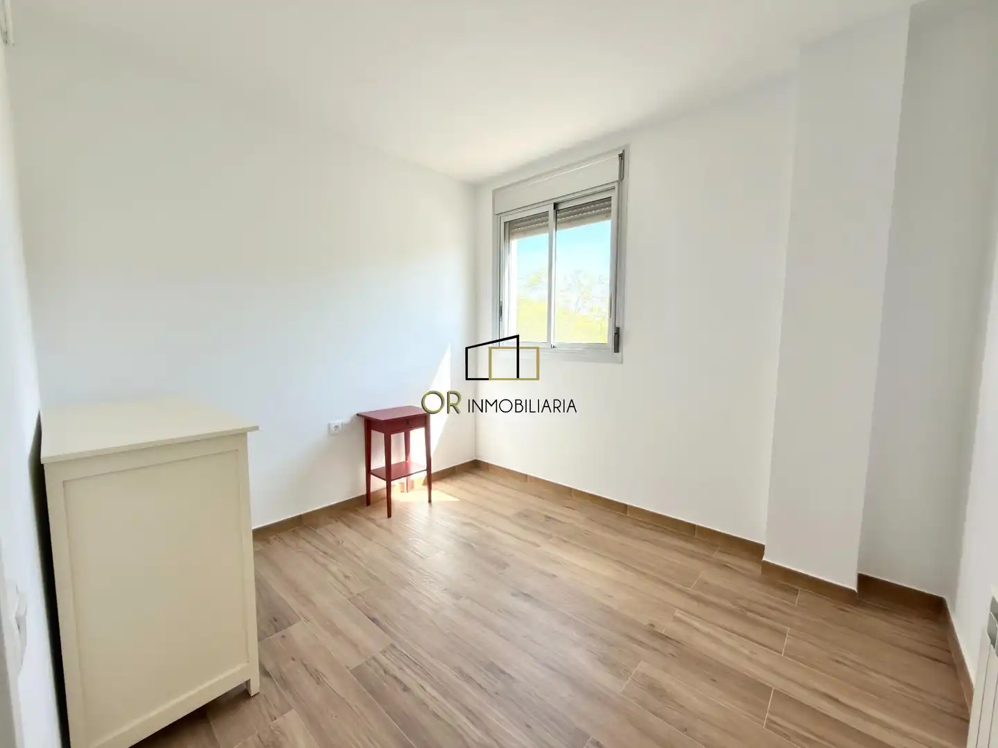 Habitación de Piso en venta en La Granada con Calefacción, Terraza y Trastero