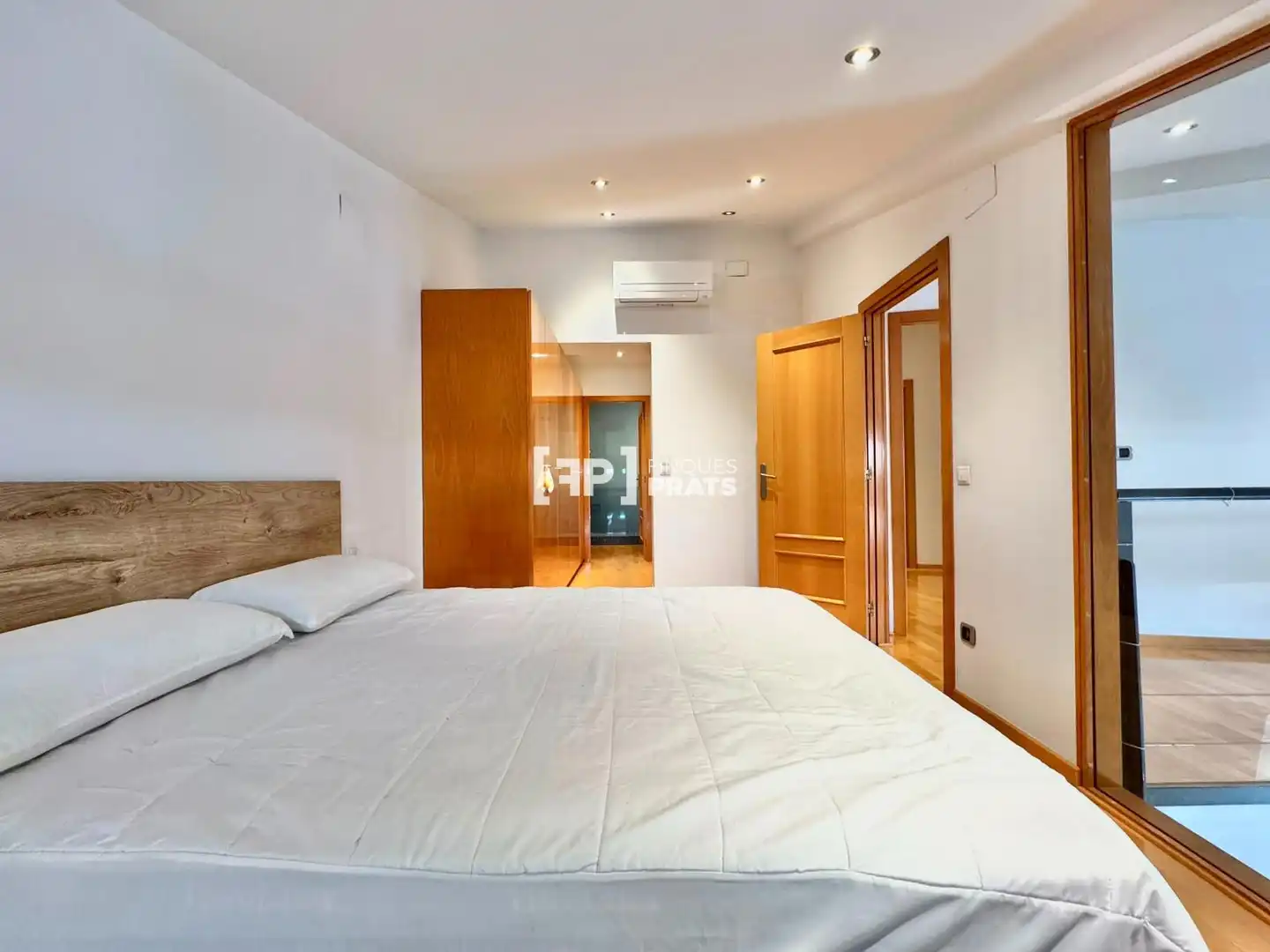 Habitación de Dúplex en venta en Lleida con Aire acondicionado, Calefacción y Terraza